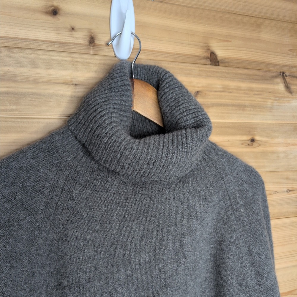 Theory Womens Grey Wool Cashmere Turtleneck Sweater L0811725 Size M - Picture 2 of 10